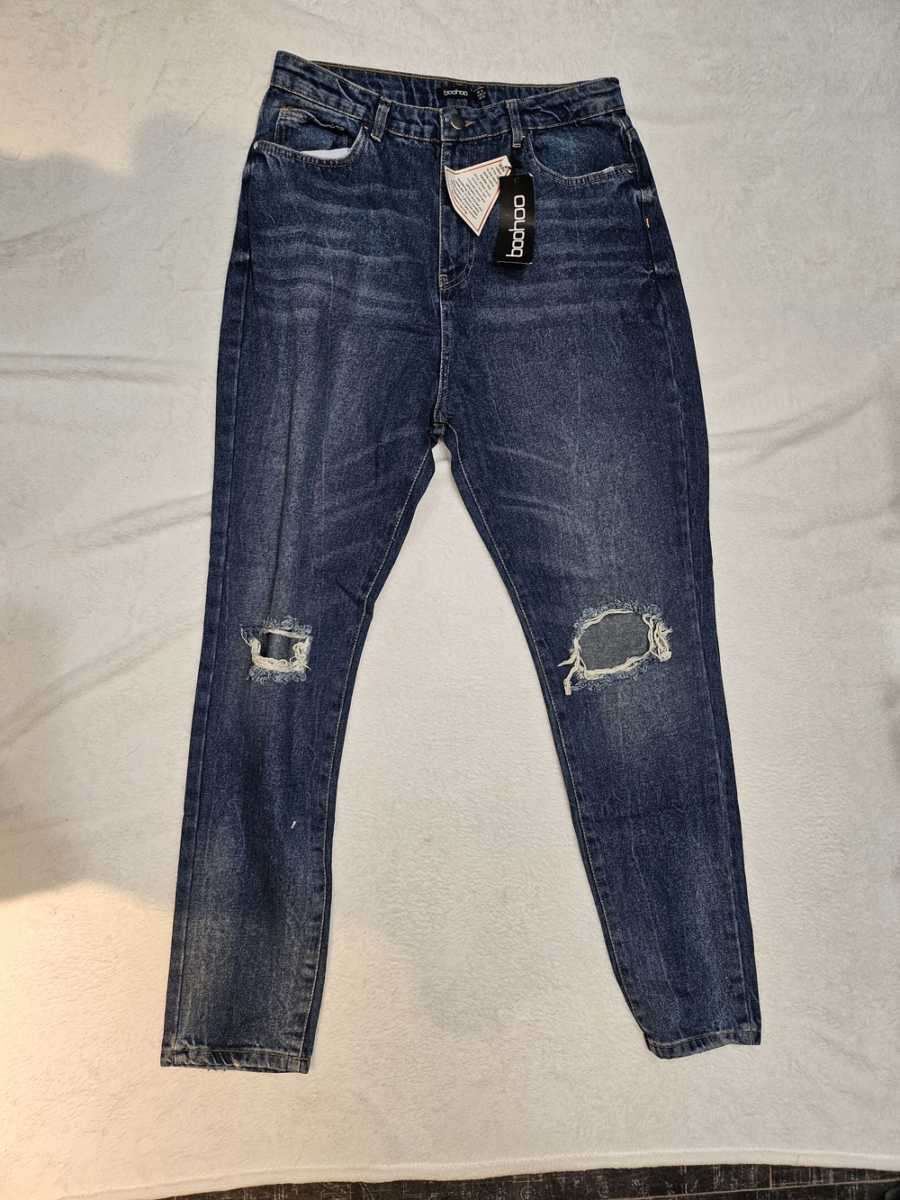 boohoo Dark Blue Distressed High-Waist Women’s Jeans